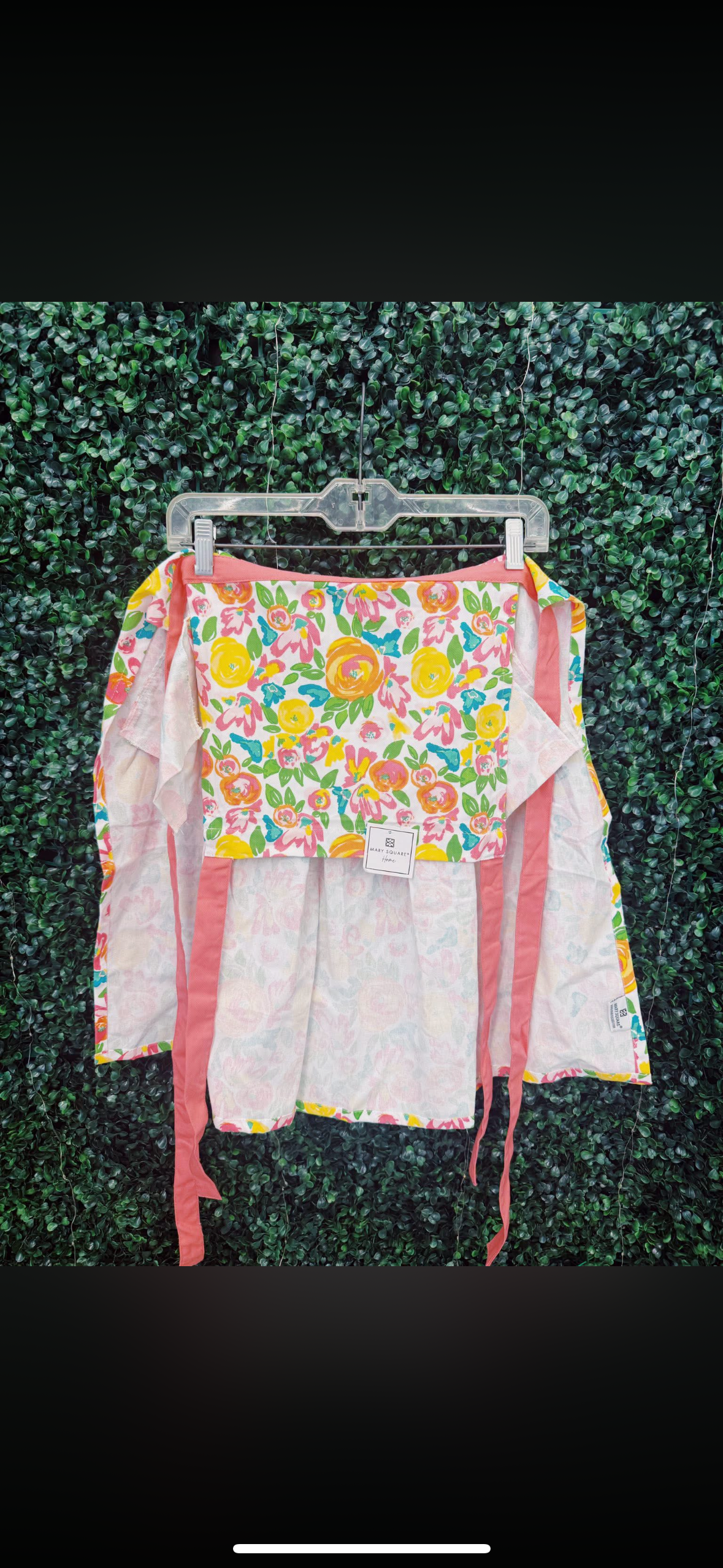 Mary square Garden Party Apron