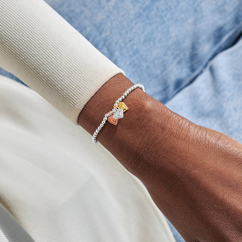 A Littles & Co Mother and Daughter Stretch Bracelet
